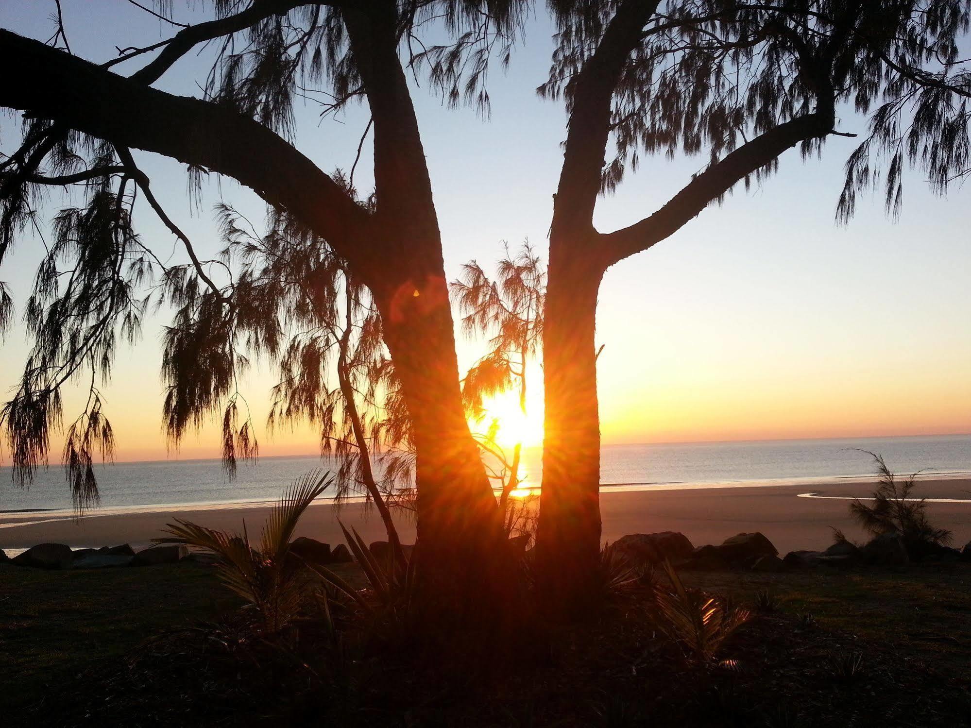 Big4 Mackay Blacks Beach Holiday Park מראה חיצוני תמונה
